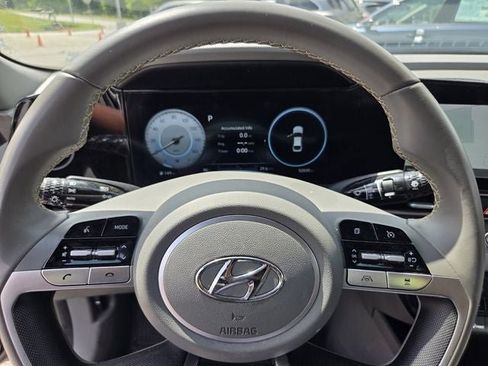 Used 2023 Hyundai Elantra SEL w/ Convenience Package FWD image 21