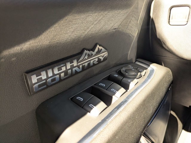 Used 2024 Chevrolet Silverado 1500 High Country w/ Technology Package AWD/4WD image 27