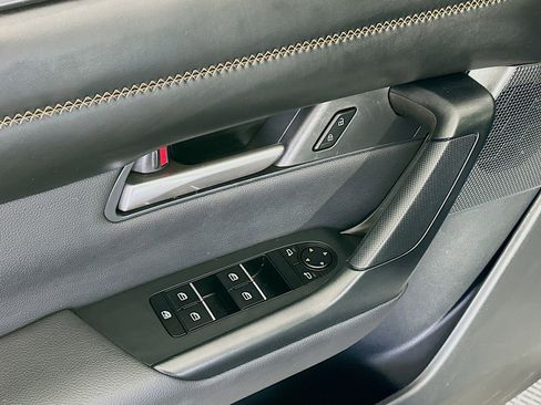 Used 2025 MAZDA CX-50 AWD 2.5 Hybrid w/ Premium Pkg image 15