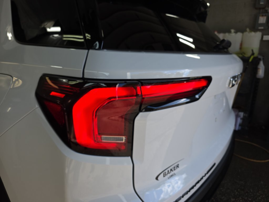 New 2027 GMC Terrain Elevation w/ Elevation Premium Package AWD/4WD image 32