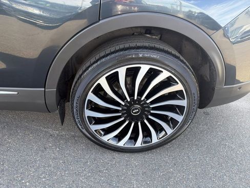 Certified 2023 Lincoln Nautilus Black Label AWD/4WD image 31