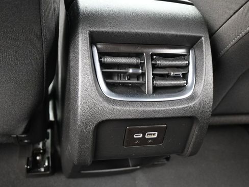 Used 2022 Chevrolet Blazer LT FWD image 33