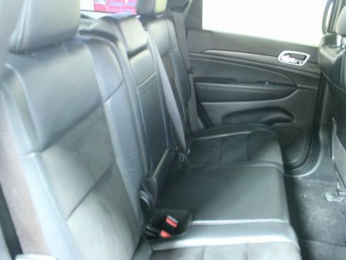 Used 2020 Jeep Grand Cherokee Altitude image 8