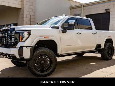 Used 2025 GMC Sierra 2500 Denali Ultimate AWD/4WD image 5
