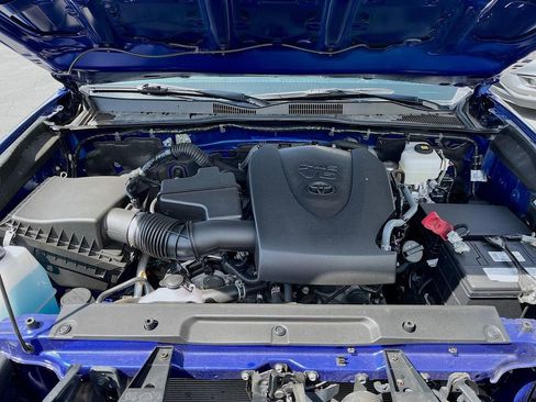 Used 2023 Toyota Tacoma TRD Off-Road image 28