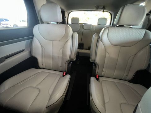Used 2025 Hyundai Palisade SEL FWD image 37