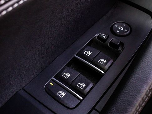 Used 2025 BMW X6 M Competition w/ Executive Package image 10