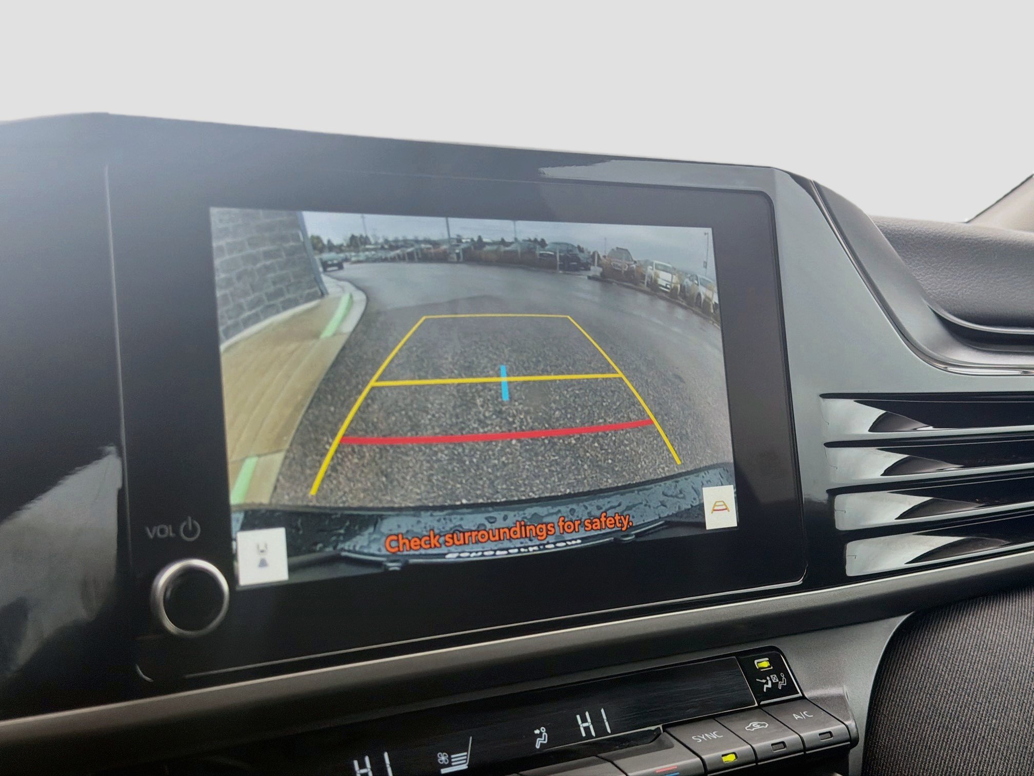 Used 2025 Toyota Camry LE FWD image 23
