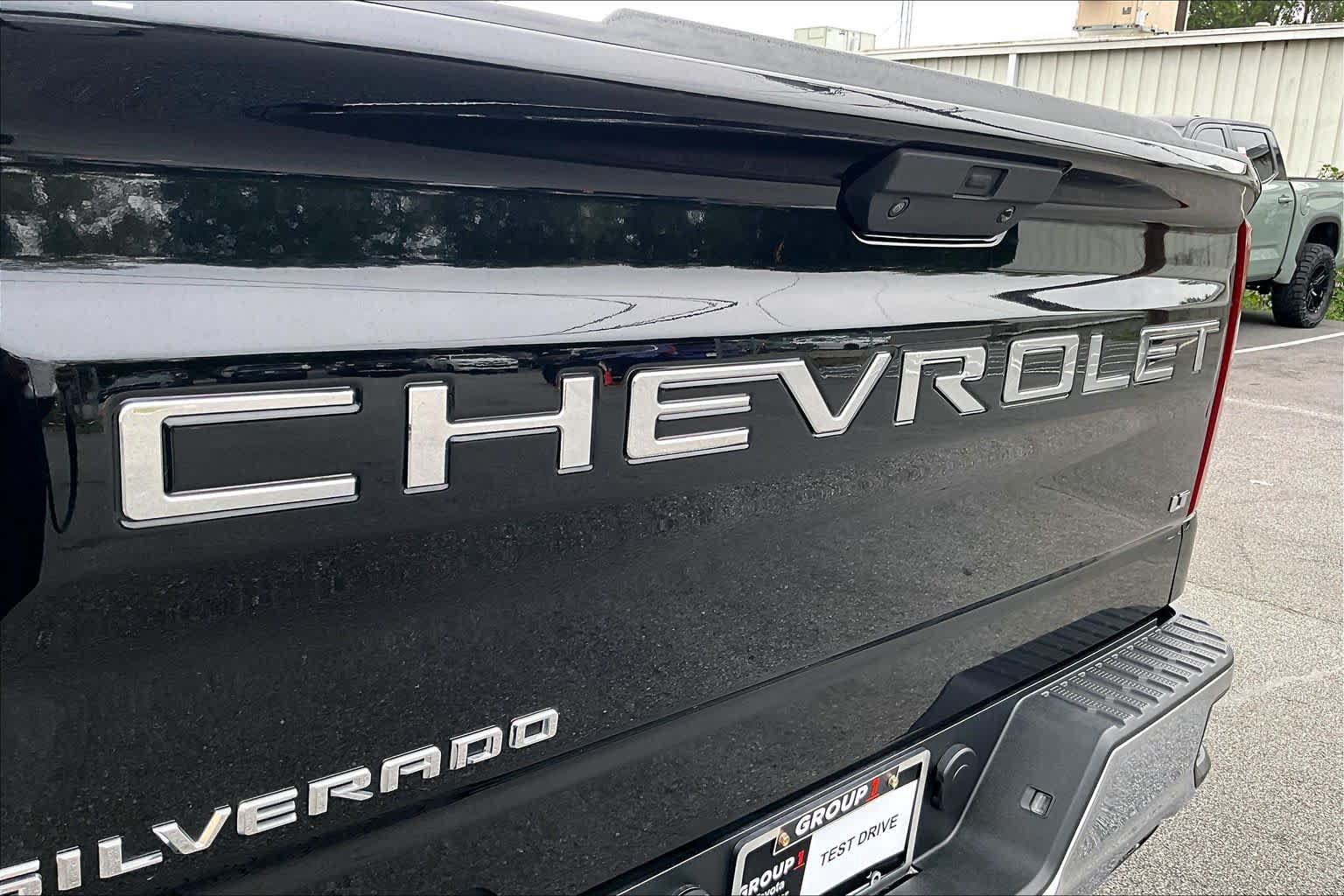 Used 2021 Chevrolet Silverado 1500 LT w/ Z71 Off-Road Package AWD/4WD image 61