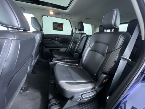 Certified 2023 Nissan Pathfinder SL w/ SL Premium Package image 22