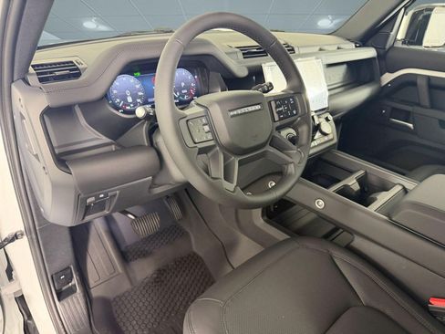 New 2026 Land Rover Defender 110 X-Dynamic SE AWD/4WD image 4