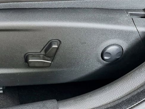 Used 2022 Dodge Charger Scat Pack RWD image 11