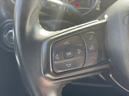 Used 2022 Jeep Wrangler Unlimited Sport image 14