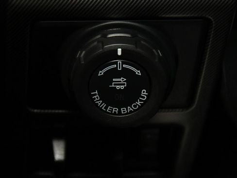 Used 2019 Ford F150 Raptor w/ Equipment Group 802A Luxury AWD/4WD image 38