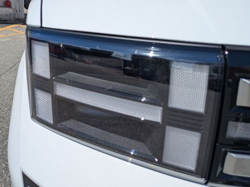 New 2026 Hyundai Santa Fe SE image 13