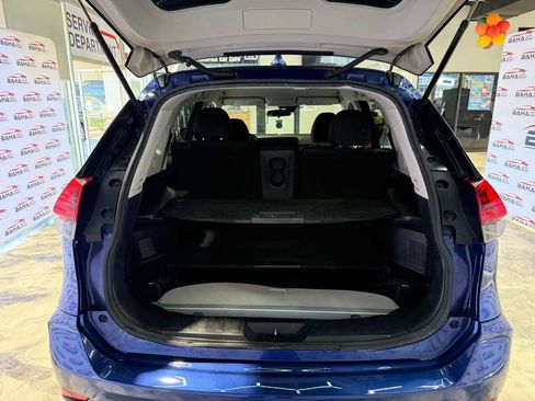 Used 2019 Nissan Rogue SV image 35