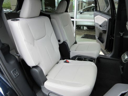 New 2026 Lexus TX 350 AWD image 22