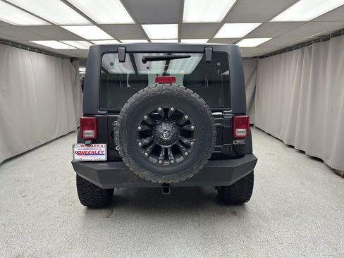 Used 2016 Jeep Wrangler Sport w/ Quick Order Package 23S AWD/4WD image 3