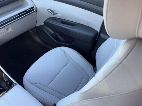 New 2026 Hyundai Tucson SE image 10