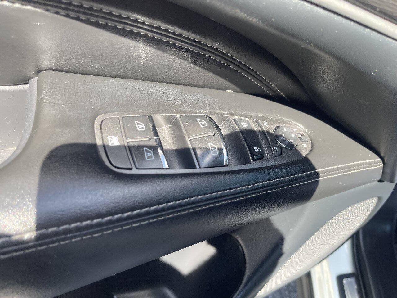 Used 2019 INFINITI QX60 Pure AWD/4WD image 12