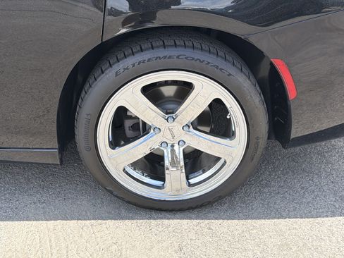 Used 2017 Dodge Charger R/T RWD image 25