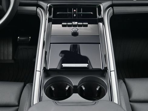 Certified 2026 Porsche Panamera 4 AWD/4WD image 10