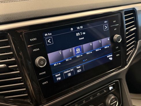 Used 2020 Volkswagen Atlas Cross Sport SEL w/ Cross Sport MDO Package image 12