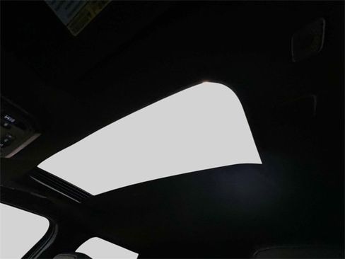 Certified 2025 Toyota Tacoma TRD Off-Road image 37