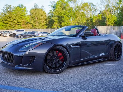 Used 2016 Jaguar F-TYPE R AWD/4WD image 14