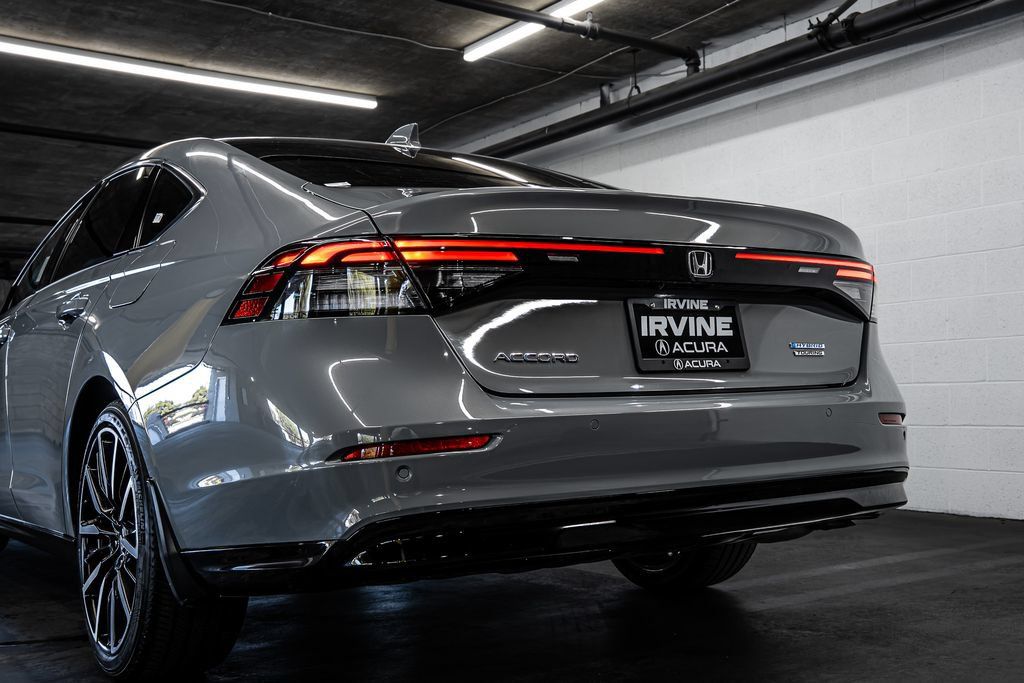 Used 2024 Honda Accord Touring image 16