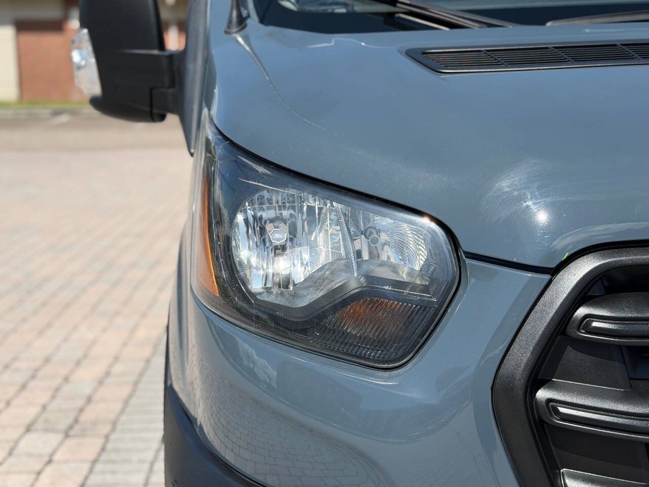 Used 2020 Ford Transit 250 148 High Roof Extended RWD image 26