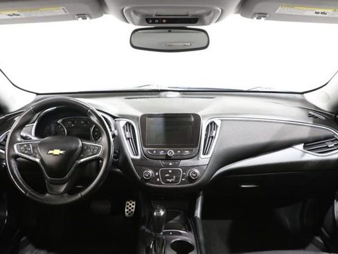 Used 2016 Chevrolet Malibu LT FWD image 13