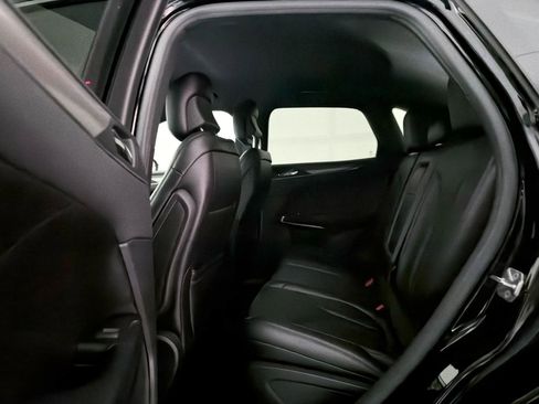 Used 2017 Lincoln MKC Premiere FWD image 23