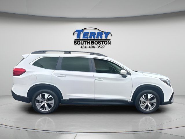 Used 2025 Subaru Ascent Premium AWD/4WD image 1