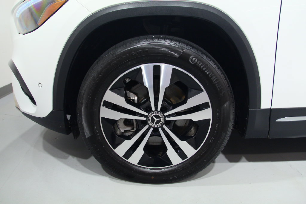 Certified 2024 Mercedes-Benz GLA 250 4MATIC image 18