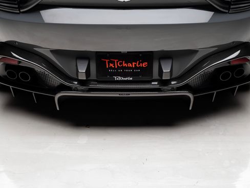 Used 2020 Aston Martin V8 Vantage Coupe RWD image 34