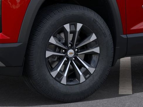 New 2027 Chevrolet Equinox LT w/ LPO, Floor Liner Package AWD/4WD image 9