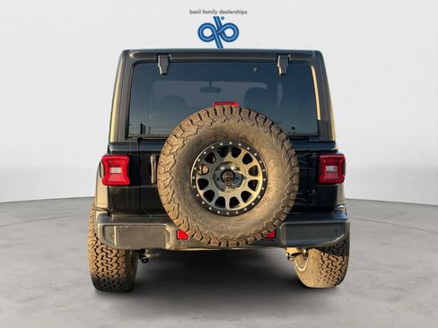 Used 2022 Jeep Wrangler Sport AWD/4WD image 8