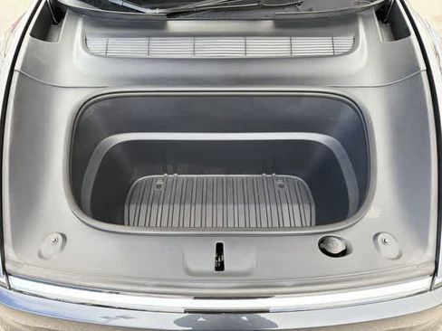 Used 2026 Tesla Model Y AWD image 16