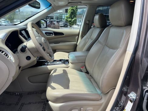 Used 2015 Nissan Pathfinder Platinum AWD/4WD image 29