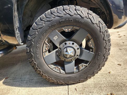 Used 2007 Toyota Tacoma PreRunner w/ SR5 Pkg #2 RWD image 8
