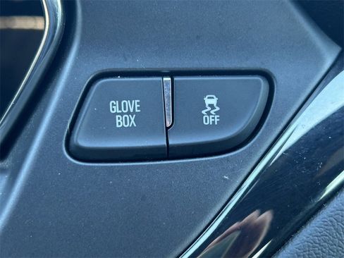 Used 2022 Chevrolet Blazer RS w/ Enhanced Convenience Package image 39