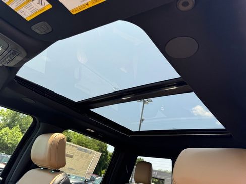 New 2025 Ford F250 Lariat w/ Lariat Ultimate Package image 11