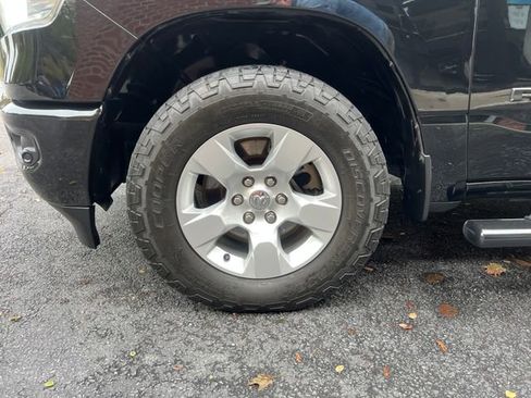 Used 2021 RAM 1500 Big Horn image 11