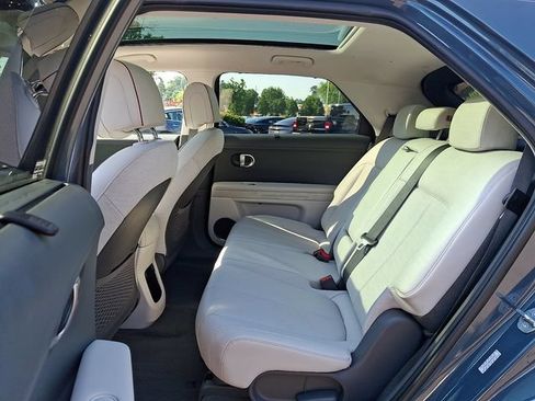 Used 2023 Hyundai Ioniq 5 Limited w/ Cargo Package AWD/4WD image 10