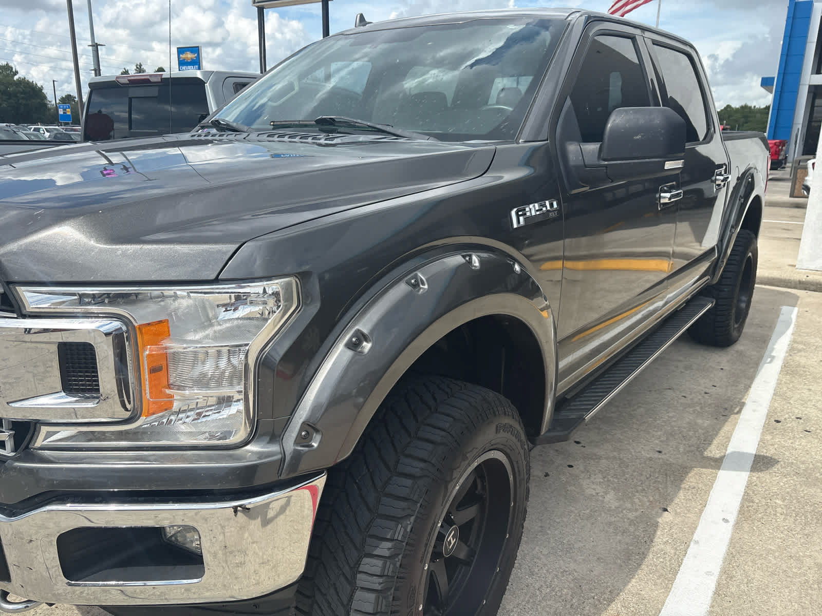 Used 2018 Ford F150 XLT w/ Equipment Group 302A Luxury AWD/4WD image 8