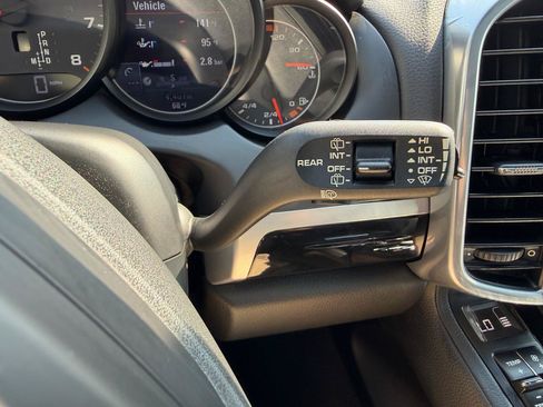Used 2014 Porsche Cayenne AWD/4WD image 28