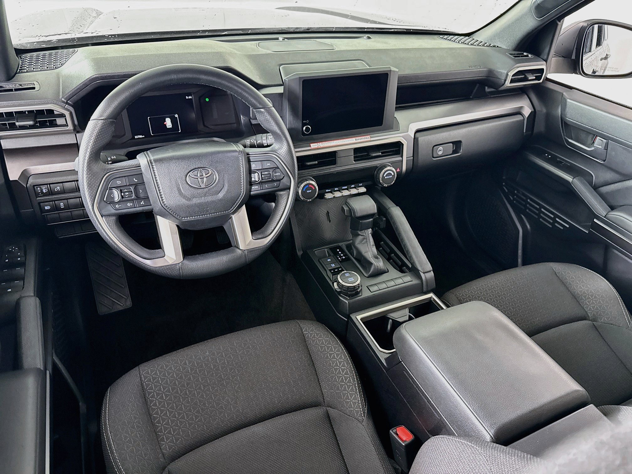 Certified 2026 Toyota 4Runner SR5 AWD/4WD image 18