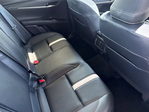 Used 2025 Toyota Camry SE FWD image 23