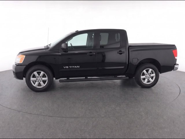 Used 2014 Nissan Titan SV w/ SV Value Truck Package AWD/4WD image 6